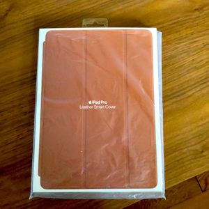 iPad Pro 10.5-inch Leather  Smart Cover